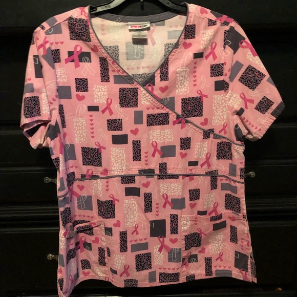 Scrub top - Picture 1 of 2